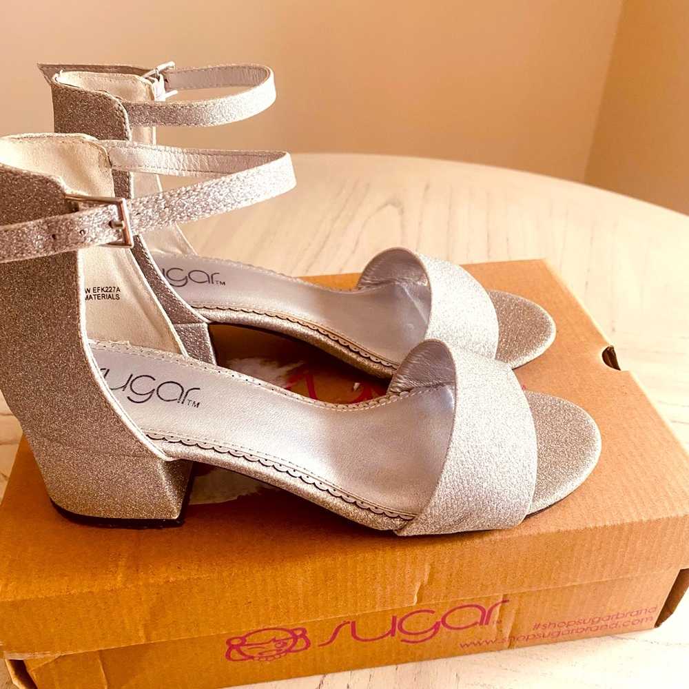 SUGAR Silver Glitter Size 8M Sandal